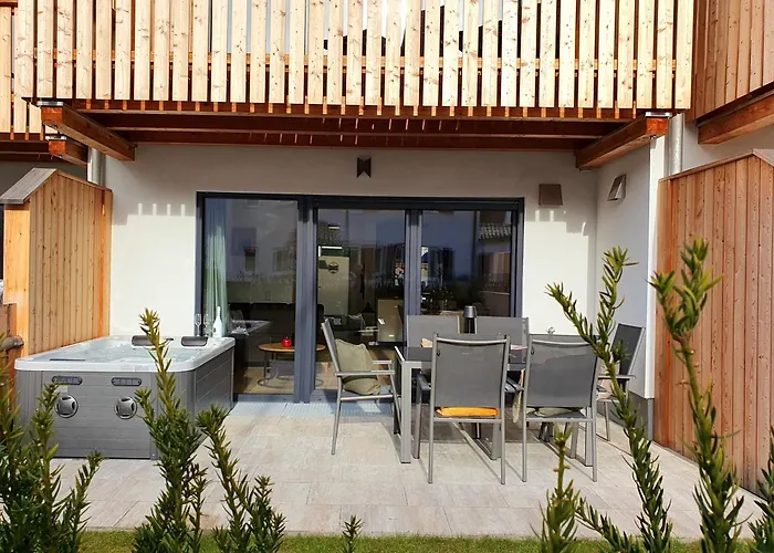 Ferienhaus Berger Mit Eigenen Whirlpool Im Garten